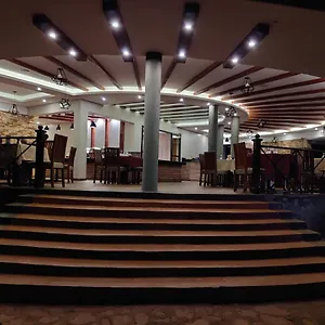**** Hotel Nile Village & Uganda